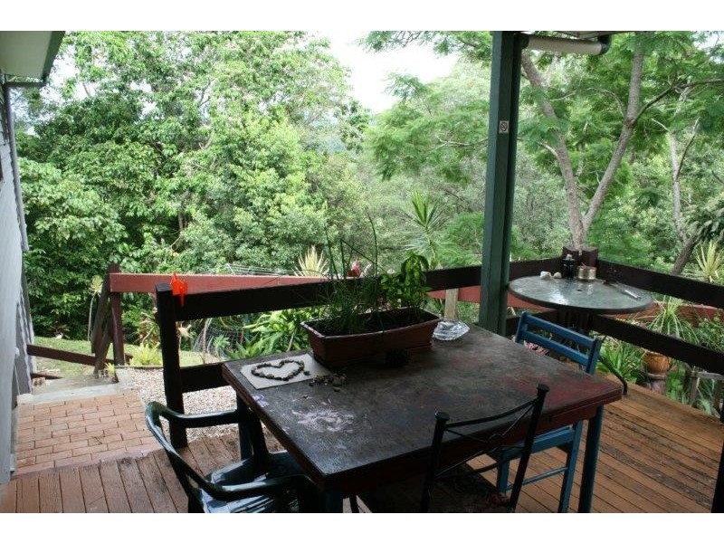 2 Oba Place, Ocean Shores NSW 2483