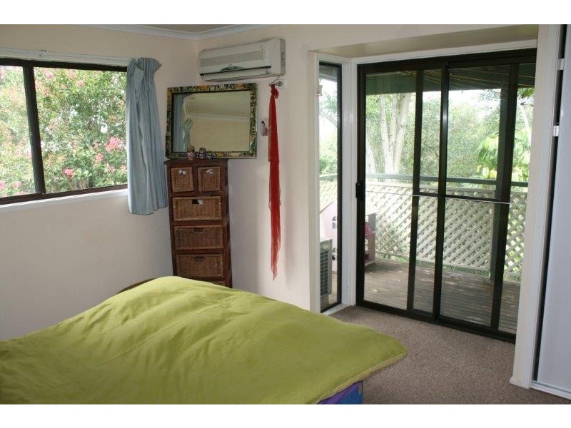 2 Oba Place, Ocean Shores NSW 2483