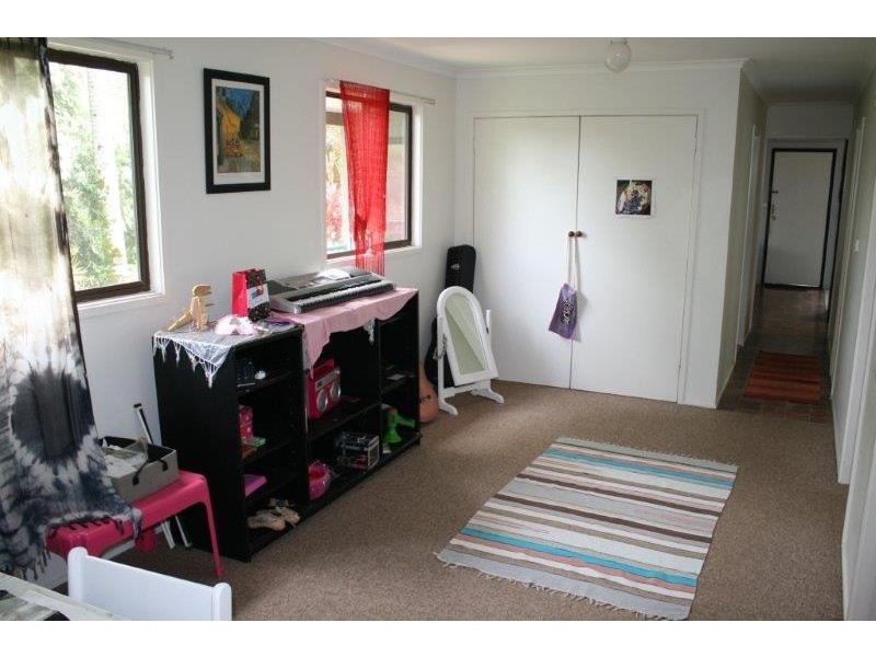 2 Oba Place, Ocean Shores NSW 2483