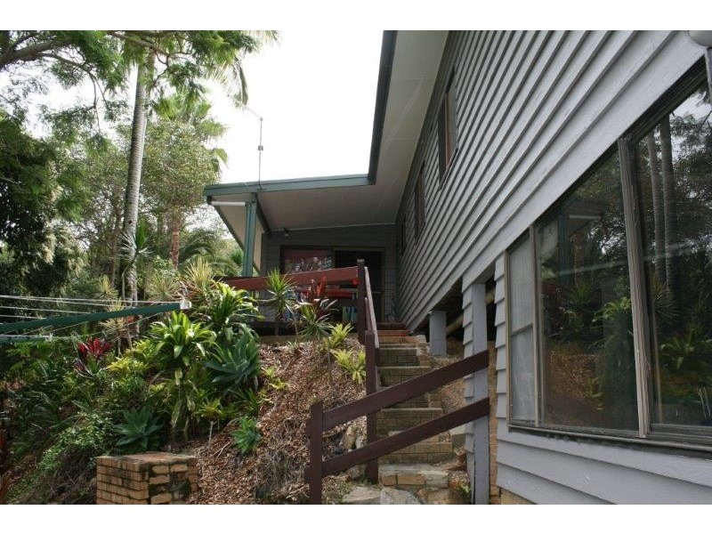 2 Oba Place, Ocean Shores NSW 2483