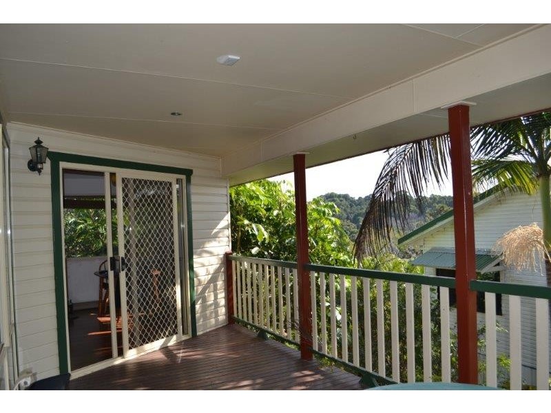 56 Yamble Drive, Ocean Shores NSW 2483