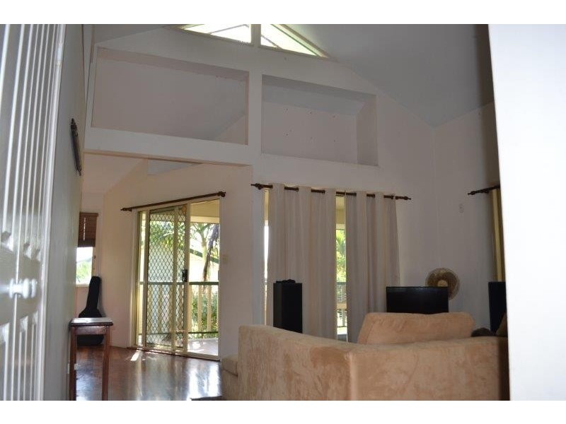 56 Yamble Drive, Ocean Shores NSW 2483