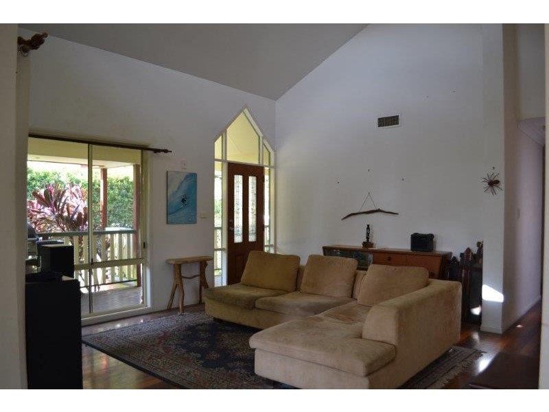 56 Yamble Drive, Ocean Shores NSW 2483