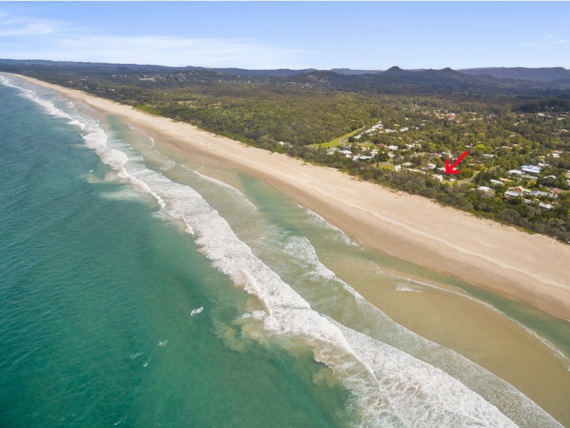 15 Pacific Esplanade, South Golden Beach NSW 2483