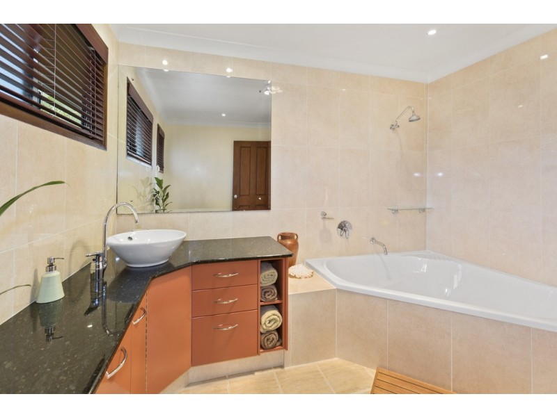 37 Gloria Street, South Golden Beach NSW 2483