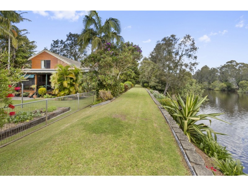 37 Gloria Street, South Golden Beach NSW 2483