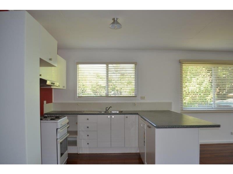 15 Pacific Street, New Brighton NSW 2483