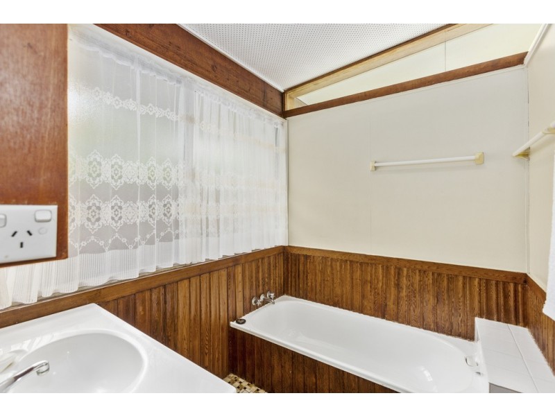 5 Gloria Street, South Golden Beach NSW 2483