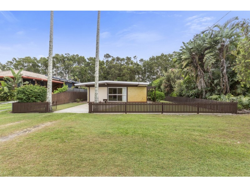 5 Gloria Street, South Golden Beach NSW 2483