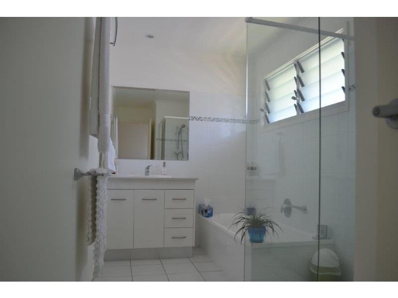 14 Strand Avenue, New Brighton NSW 2483