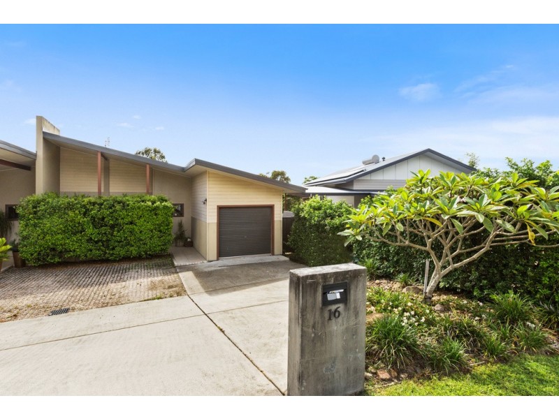 1/16 Palmer Avenue, Ocean Shores NSW 2483