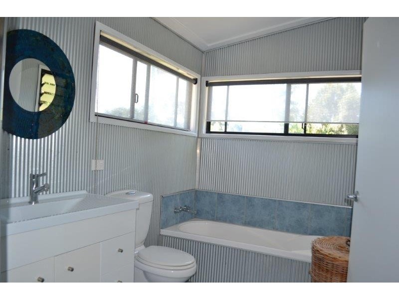 10 Phillip Street, South Golden Beach NSW 2483