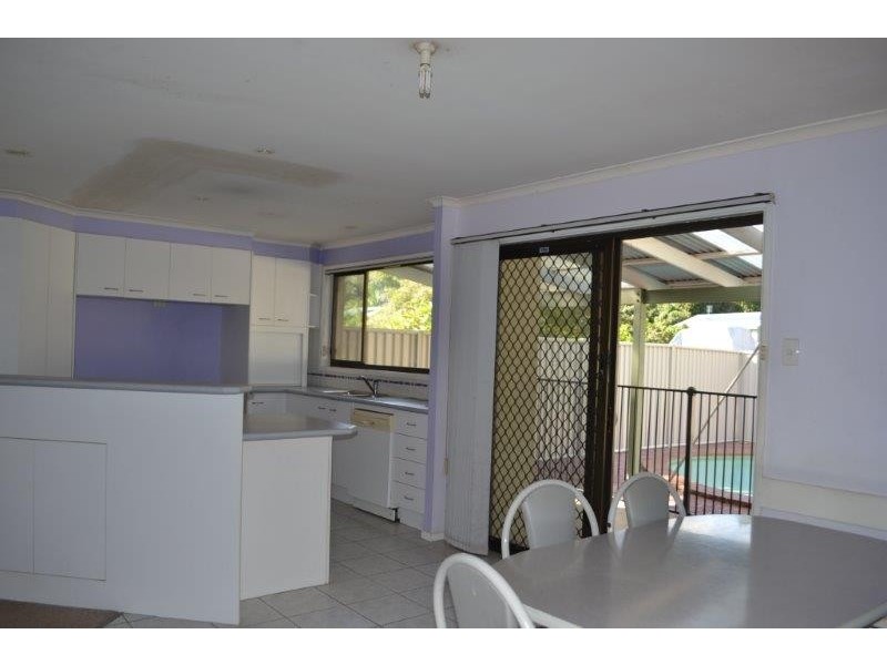 1 Binya Place, Ocean Shores NSW 2483