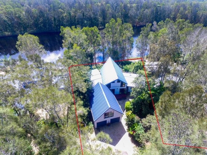 38 Hardy Avenue, Ocean Shores NSW 2483