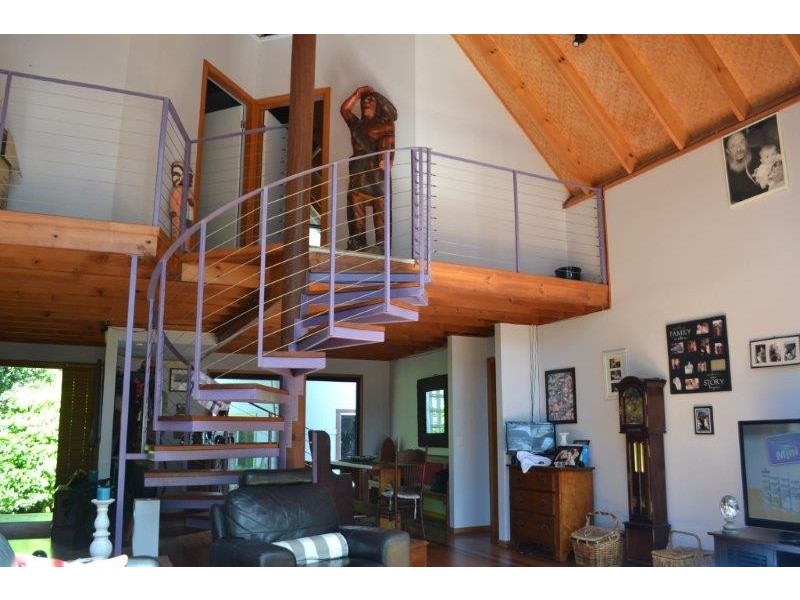 38 Hardy Avenue, Ocean Shores NSW 2483