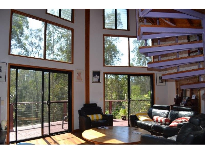 38 Hardy Avenue, Ocean Shores NSW 2483