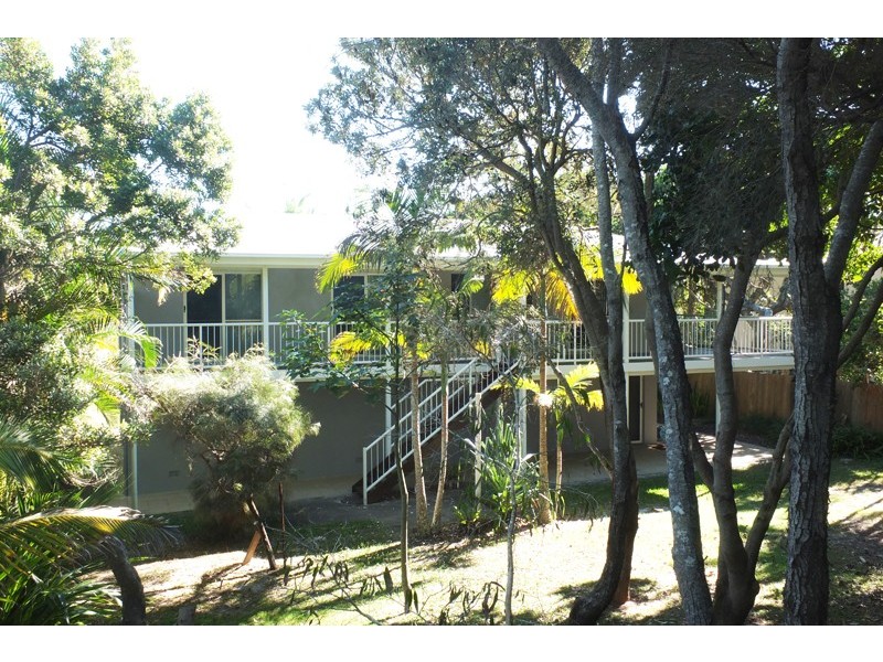 6 River Street, New Brighton NSW 2483