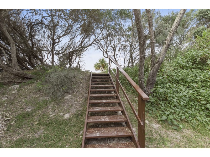 6 River Street, New Brighton NSW 2483