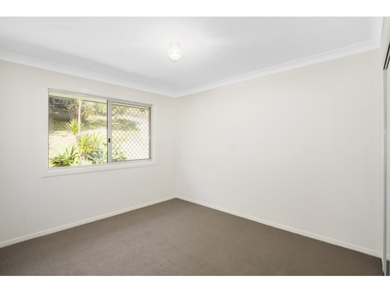 11 Bulgoon Crescent, Ocean Shores NSW 2483