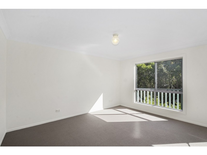 11 Bulgoon Crescent, Ocean Shores NSW 2483