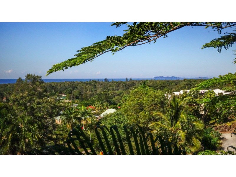 36 Banool Circuit, Ocean Shores NSW 2483