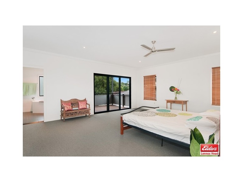 18 Ridgeview Crescent, Lennox Head NSW 2478