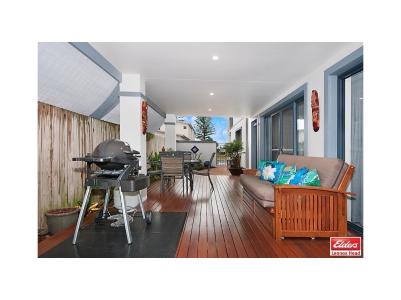 2/17 STEWART STREET, Lennox Head NSW 2478