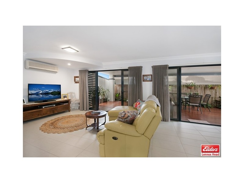 2/17 STEWART STREET, Lennox Head NSW 2478