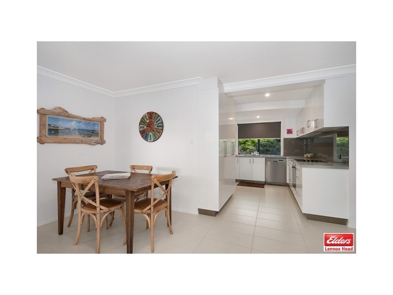 2/17 STEWART STREET, Lennox Head NSW 2478