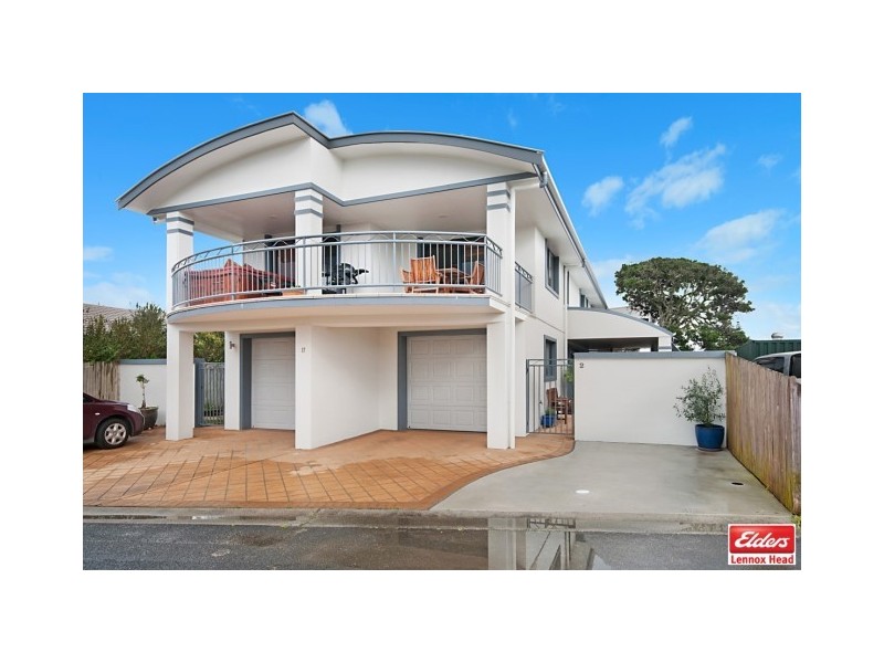 2/17 STEWART STREET, Lennox Head NSW 2478