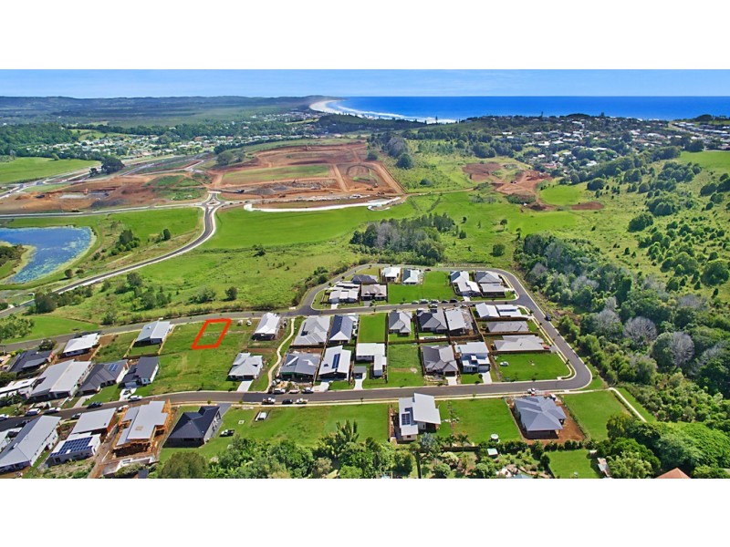 18 Lakeside Way, Lennox Head NSW 2478