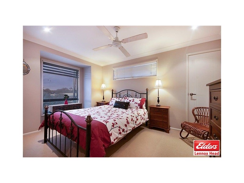 4 ANDREW PLACE, Lennox Head NSW 2478