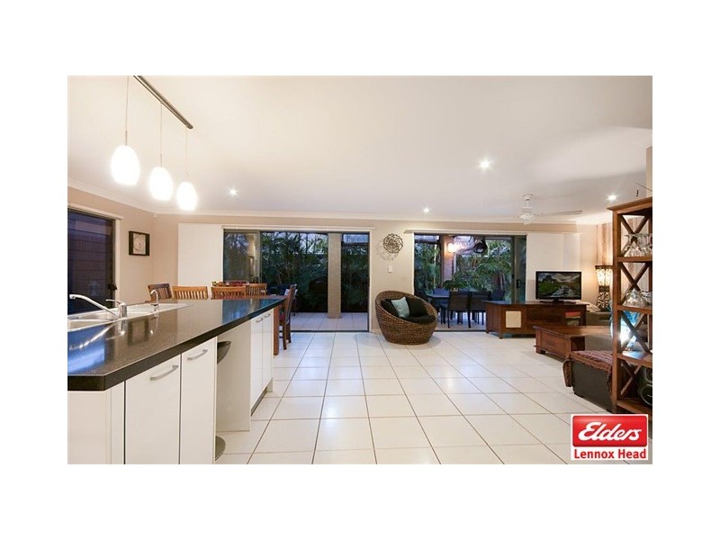 4 ANDREW PLACE, Lennox Head NSW 2478