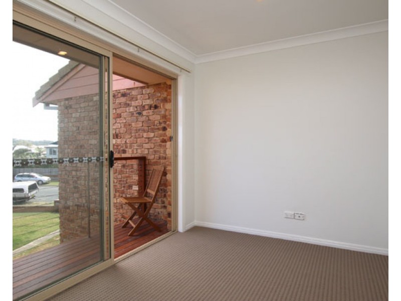 2/25 Stewart Street, Lennox Head NSW 2478