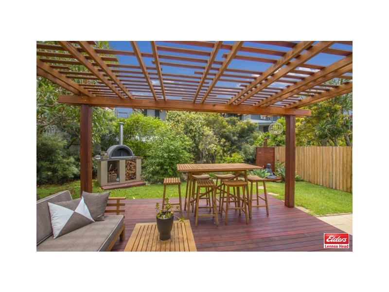 1/4 Aurora Place, Lennox Head NSW 2478