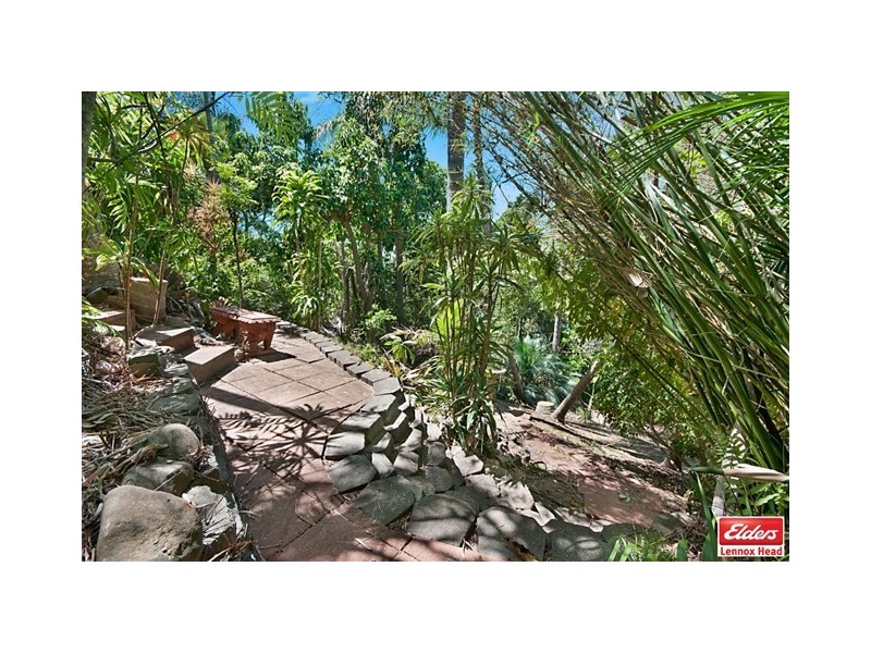 31 PINE AVENUE, East Ballina NSW 2478