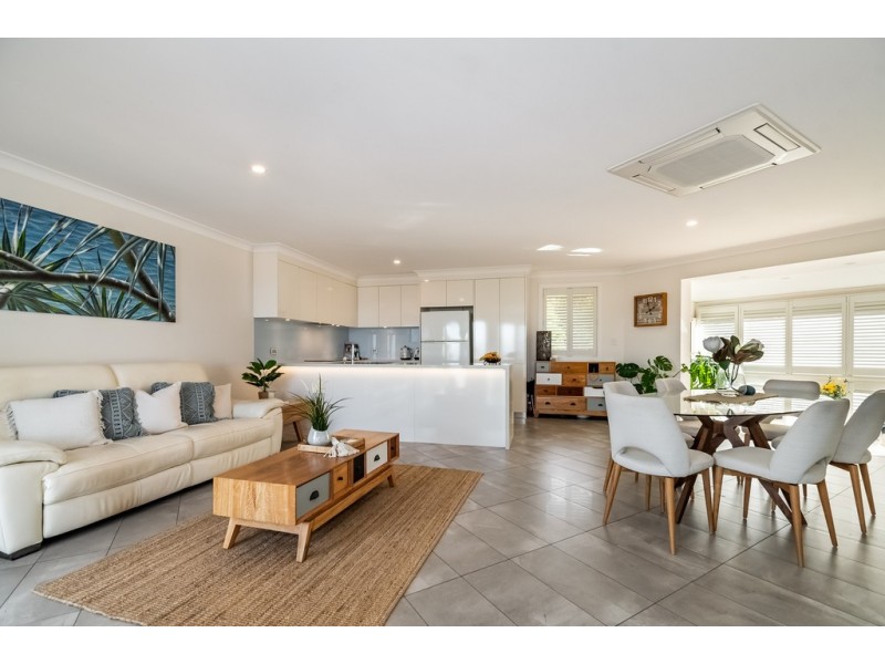 3/4 Pinnacle Row, Lennox Head NSW 2478