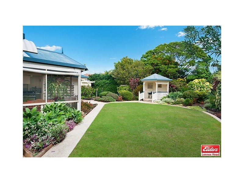 5 MONTWOOD DRIVE, Lennox Head NSW 2478