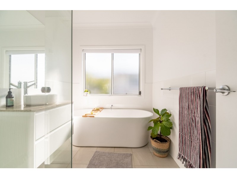 18 Fox Valley Way, Lennox Head NSW 2478