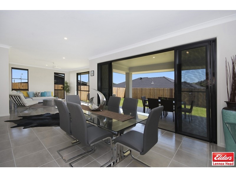 27 Lakeside Way, Lennox Head NSW 2478