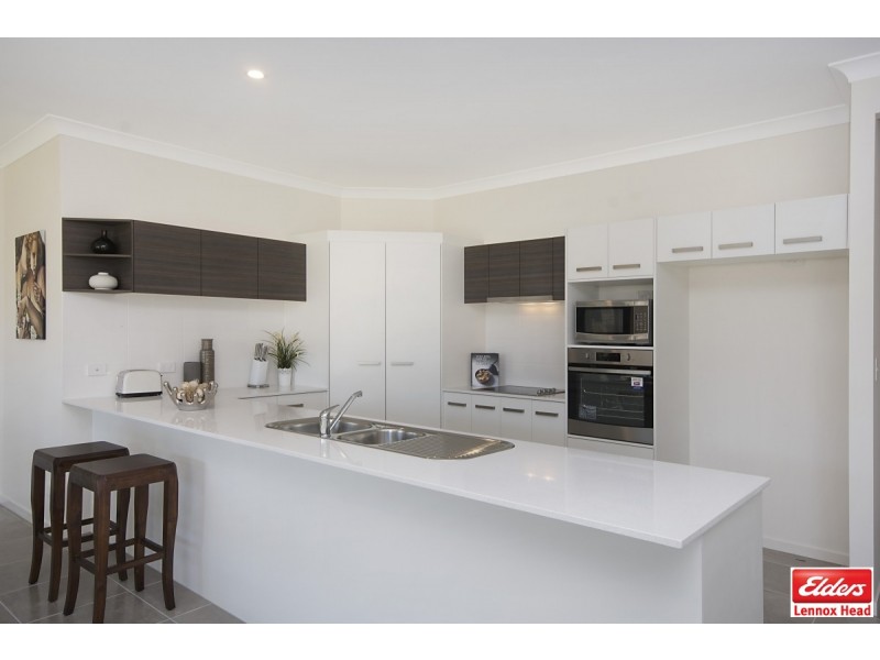 27 Lakeside Way, Lennox Head NSW 2478