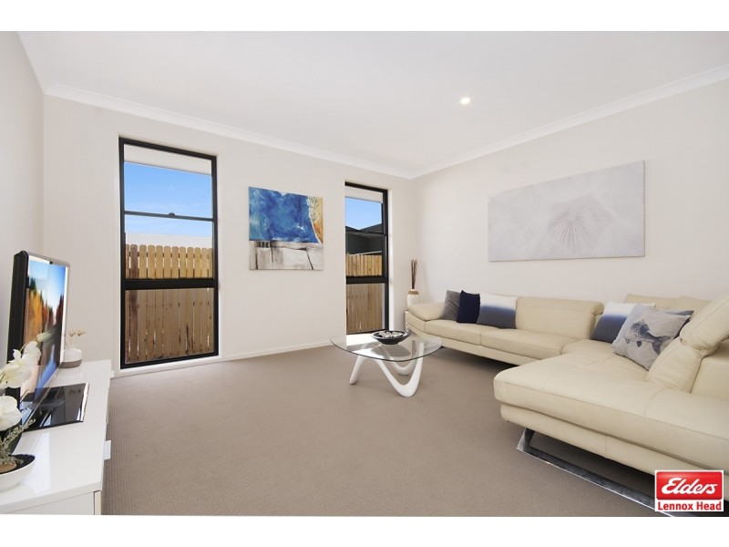 27 Lakeside Way, Lennox Head NSW 2478