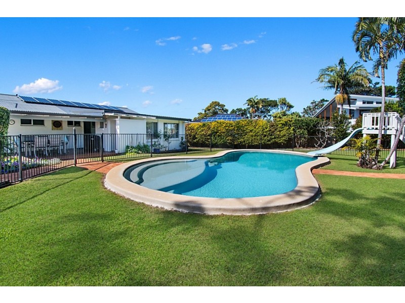 27 Survey Street, Lennox Head NSW 2478