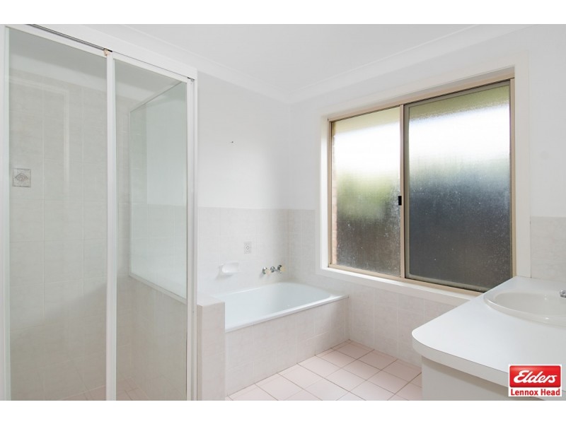 4 Lakeview Circuit, East Ballina NSW 2478