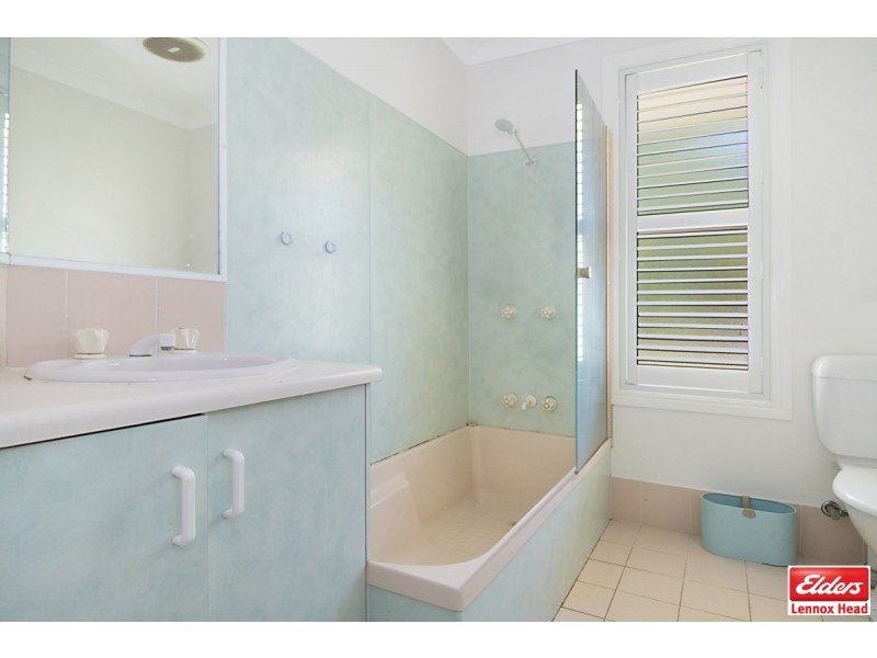 2/19 Rainforest Way, Lennox Head NSW 2478