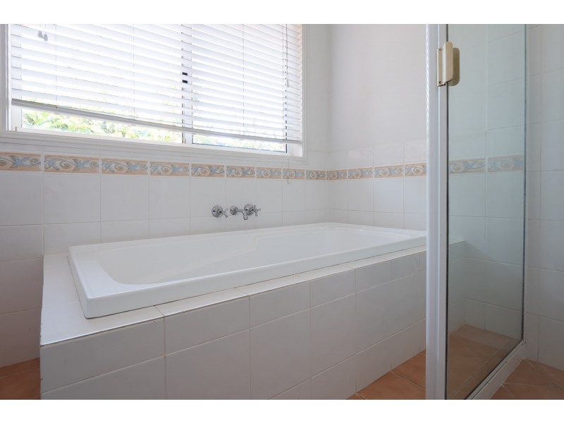 2/60 HUTLEY DRIVE, Lennox Head NSW 2478