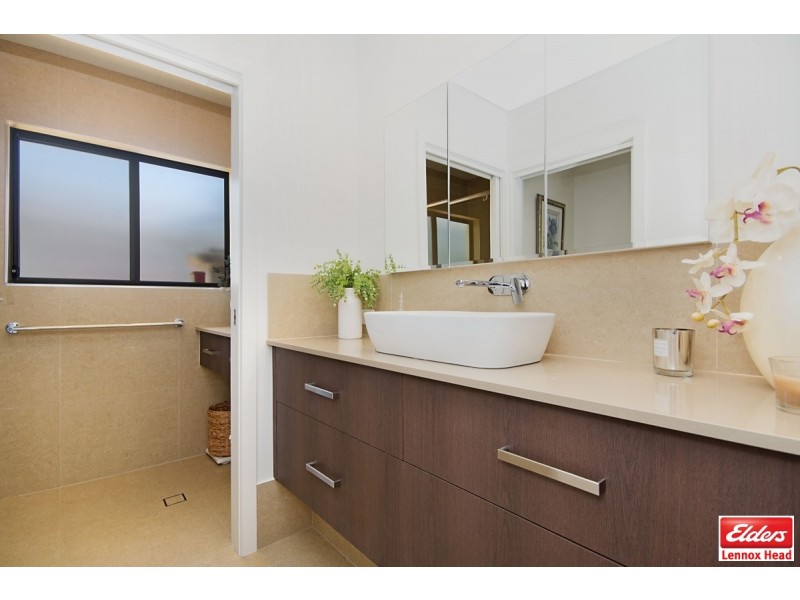 23 Thompson Crescent, East Ballina NSW 2478