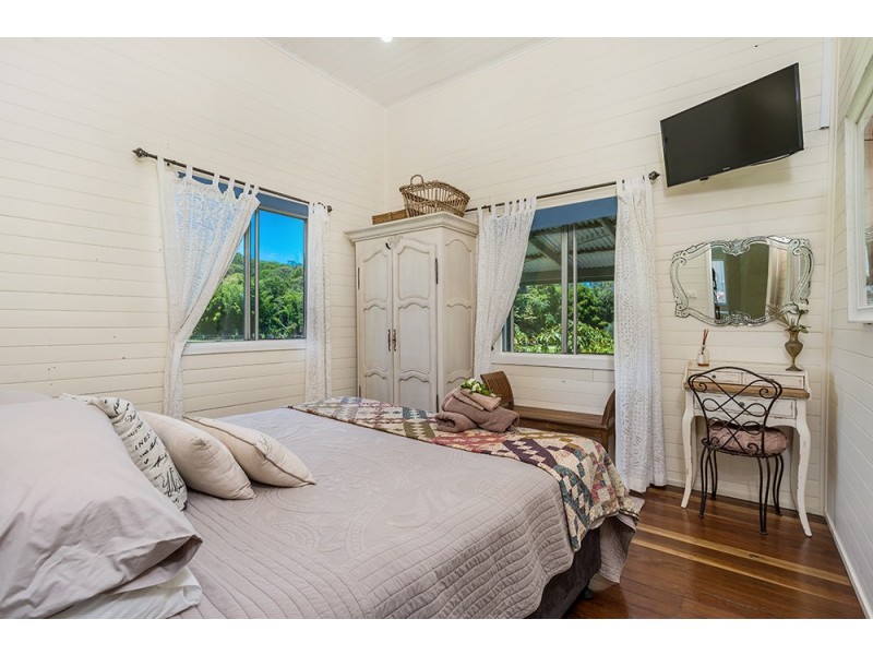 24 Fernleigh Road, Fernleigh NSW 2479