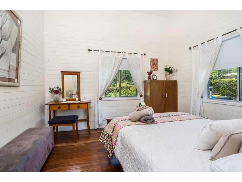 24 Fernleigh Road, Fernleigh NSW 2479