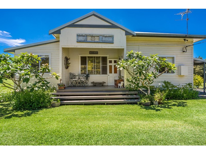 24 Fernleigh Road, Fernleigh NSW 2479